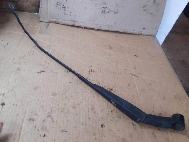 bontott HYUNDAI i20 Jobb első Ablaktörlő Kar