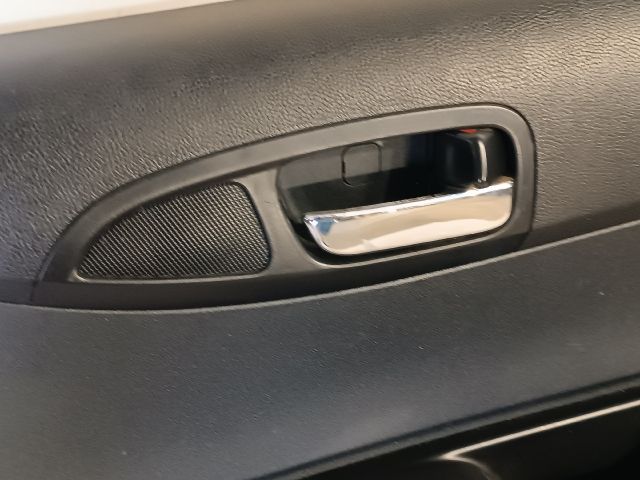 bontott HYUNDAI i20 Jobb első Ajtó Kárpit