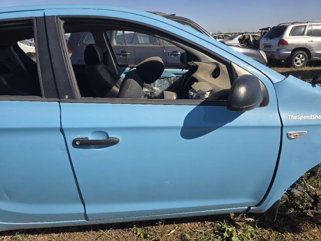 bontott HYUNDAI i20 Jobb első Ajtó (Üres lemez)