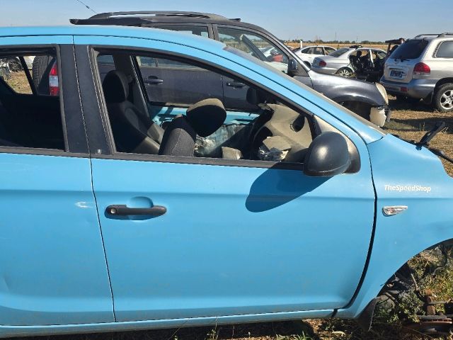 bontott HYUNDAI i20 Jobb első Ajtó (Üres lemez)