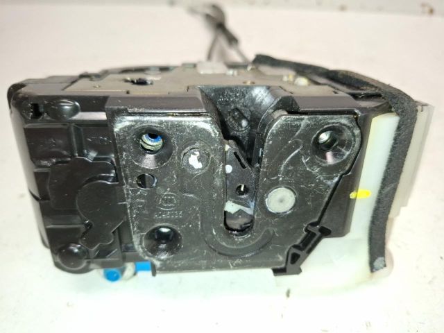 bontott HYUNDAI i20 Jobb első Ajtózár