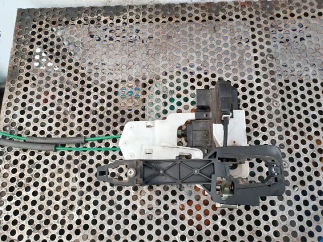 bontott HYUNDAI i20 Jobb első Ajtózár