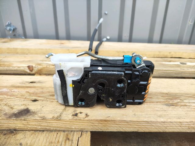 bontott HYUNDAI i20 Jobb első Ajtózár