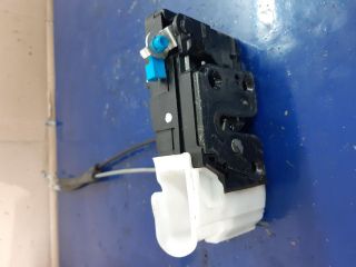 bontott HYUNDAI i20 Jobb első Ajtózár