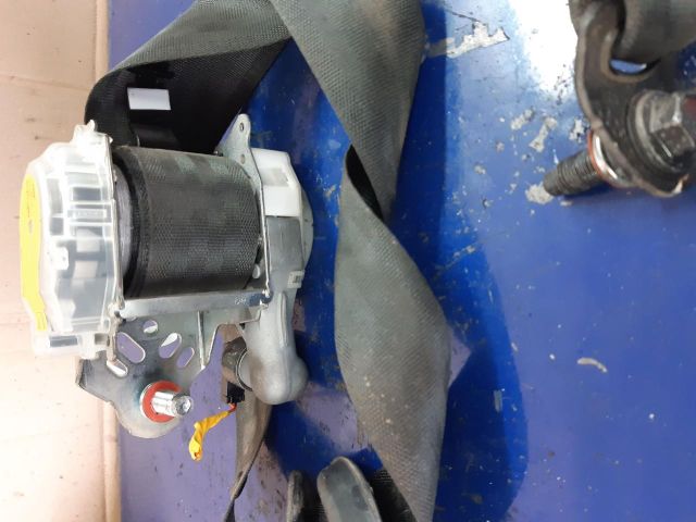 bontott HYUNDAI i20 Jobb első Biztonsági Öv