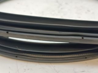 bontott HYUNDAI i20 Jobb első Gumikéder