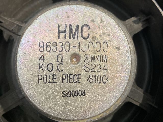 bontott HYUNDAI i20 Jobb első Hangszóró