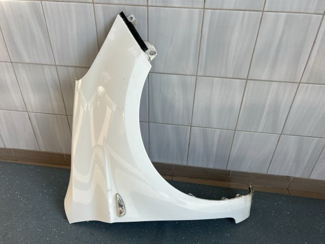 bontott HYUNDAI i20 Jobb első Sárvédő