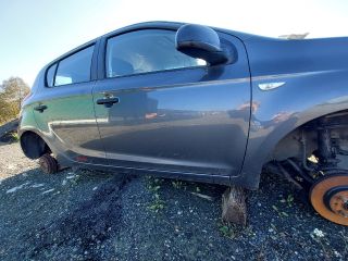 bontott HYUNDAI i20 Jobb első Sárvédő