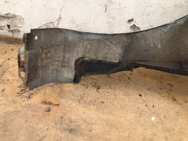 bontott HYUNDAI i20 Jobb első Sárvédő