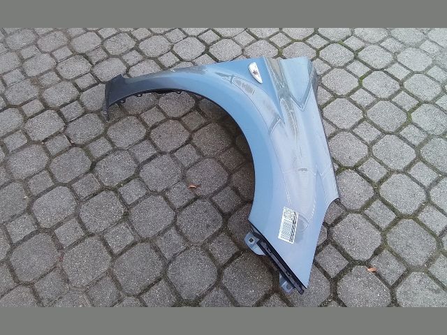 bontott HYUNDAI i20 Jobb első Sárvédő