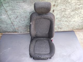 bontott HYUNDAI i20 Jobb első Ülés