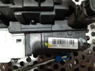 bontott HYUNDAI i20 Jobb első Zsanér