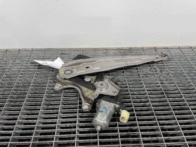 bontott HYUNDAI i20 Jobb hátsó Ablakemelő Szerkezet (Elektromos)