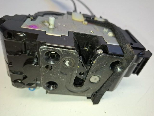 bontott HYUNDAI i20 Jobb hátsó Ajtózár