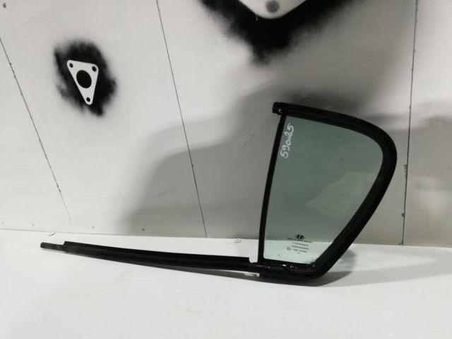 bontott HYUNDAI i20 Jobb hátsó Fixüveg (Ajtóban)