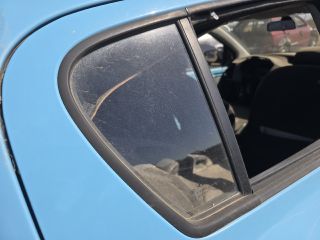 bontott HYUNDAI i20 Jobb hátsó Fixüveg (Ajtóban)