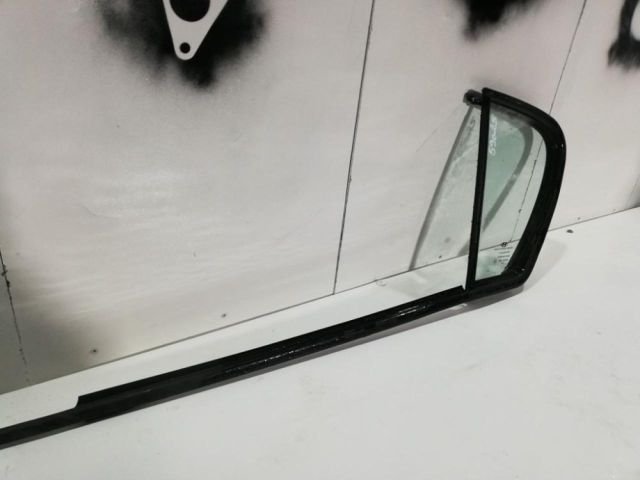 bontott HYUNDAI i20 Jobb hátsó Fixüveg (Ajtóban)