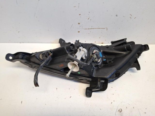 bontott HYUNDAI i20 Jobb Ködfényszóró