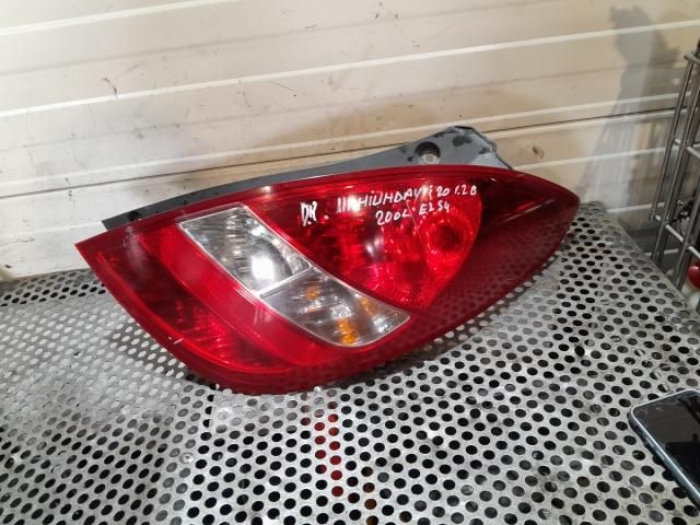 bontott HYUNDAI i20 Jobb Külső Hátsó Lámpa
