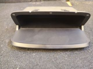 bontott HYUNDAI i20 Kesztyűtartó