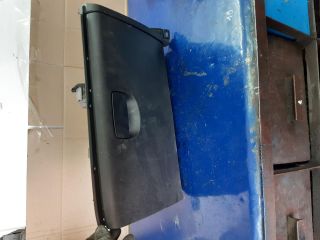 bontott HYUNDAI i20 Kesztyűtartó