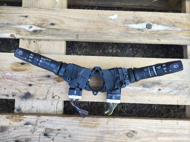 bontott HYUNDAI i20 Komplett Kormánykapcsoló (Bajuszkapcsoló)