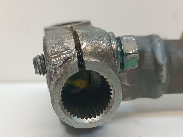 bontott HYUNDAI i20 Kormánykardán