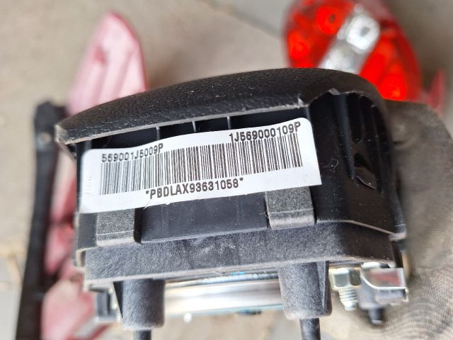 bontott HYUNDAI i20 Kormánylégzsák