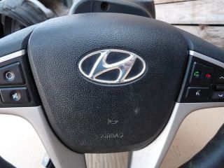 bontott HYUNDAI i20 Kormánylégzsák