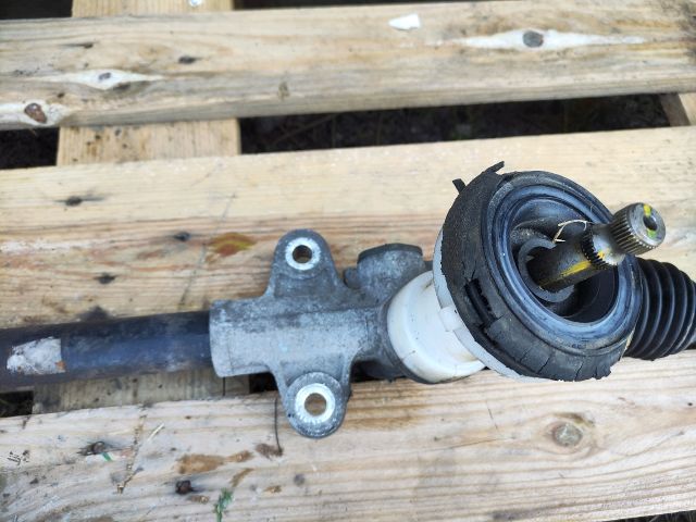 bontott HYUNDAI i20 Kormánymű Nem szervós