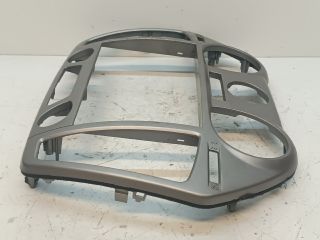 bontott HYUNDAI i20 Középkonzol Keret