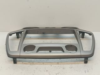 bontott HYUNDAI i20 Középkonzol Keret