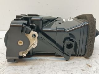 bontott HYUNDAI i20 Középső Jobb Szellőző