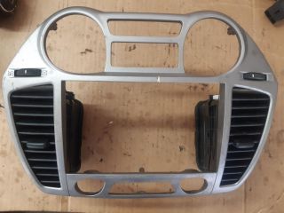 bontott HYUNDAI i20 Középső Szellőző