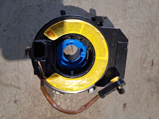 bontott HYUNDAI i20 Légzsák Átvezető Szalagkábel