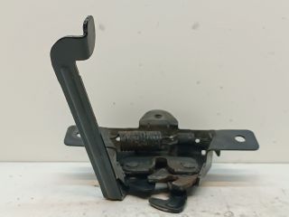 bontott HYUNDAI i20 Motorháztető Zárszerkezet