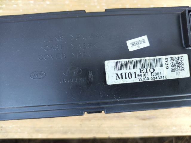 bontott HYUNDAI i20 Multifunkciós Kijelző