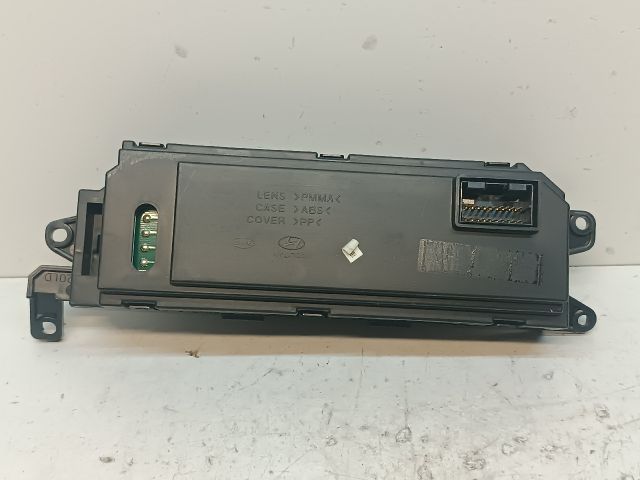 bontott HYUNDAI i20 Multifunkciós Kijelző