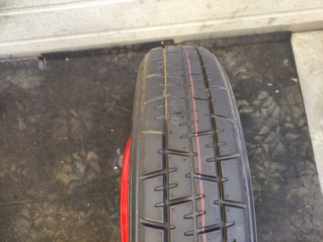 bontott HYUNDAI i20 Pótkerék