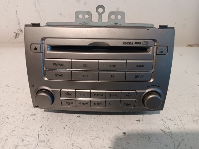 bontott HYUNDAI i20 Rádió / CD