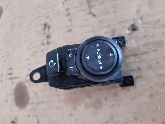 bontott HYUNDAI i20 Tükör Kapcsoló