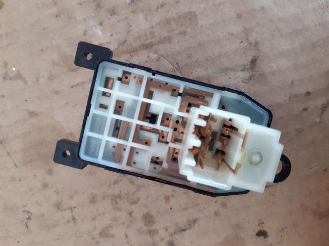 bontott HYUNDAI i20 Tükör Kapcsoló