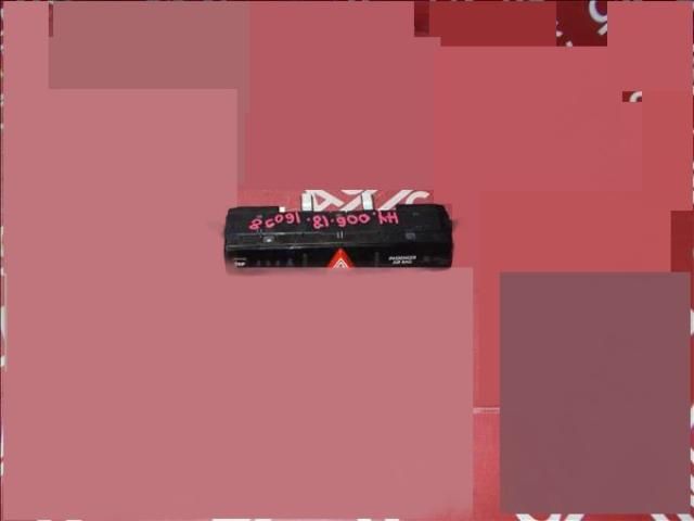 bontott HYUNDAI i20 Vészvillogó Kapcsoló