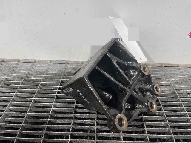 bontott HYUNDAI I30 Motor Tartó Bak (Pozíciófüggetlen)