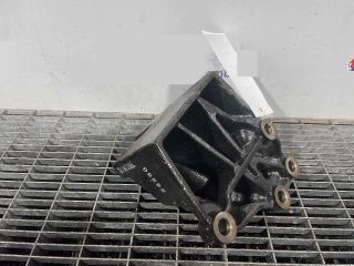 bontott HYUNDAI I30 Motor Tartó Bak (Pozíciófüggetlen)