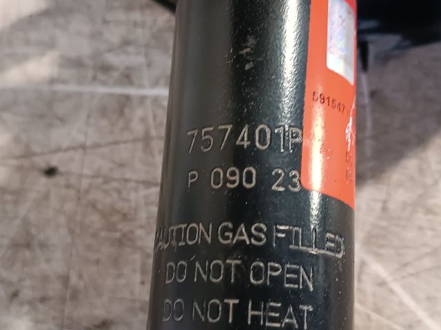 bontott HYUNDAI I30 Bal első Gólyaláb (Lengécsillapító, Rugó)