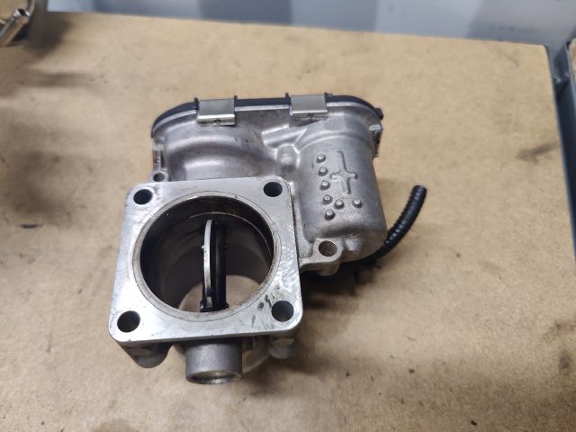 bontott HYUNDAI I30 Fojtószelep (Elektromos)