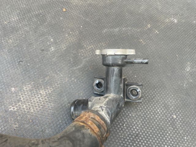 bontott HYUNDAI I30 Vízhűtő Cső Felső