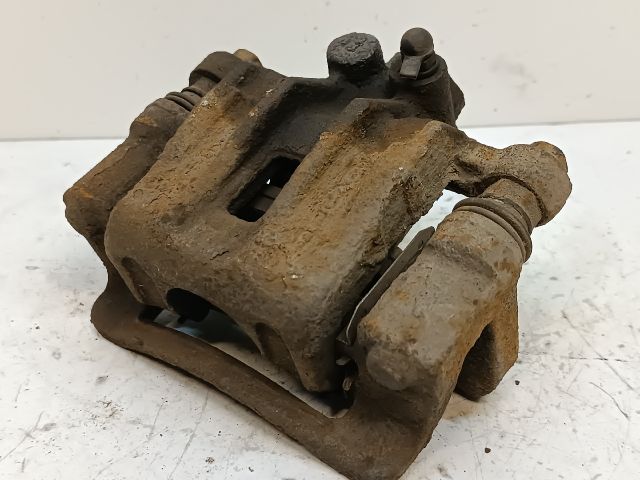 bontott HYUNDAI I30 Jobb hátsó Féknyereg Munkahengerrel